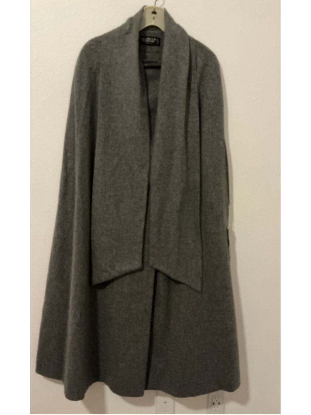NWT Wellington Fashions Merino Wool Cape Coat M Gray Vintage Duster Cloak USA.